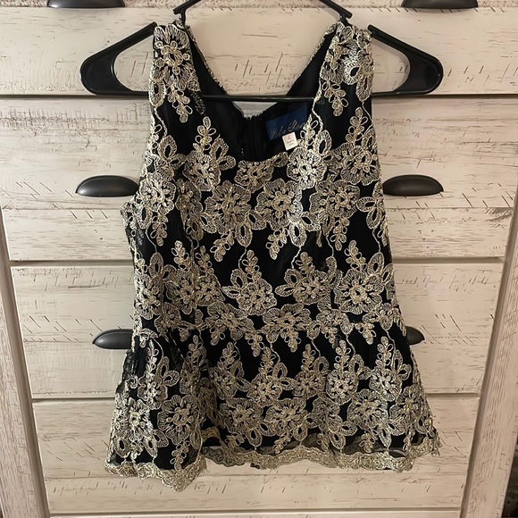 Francesca’s Black and Gold Embroidered Top - Picture 1 of 6